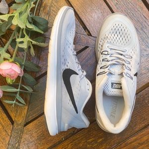 Nike grey white sneakers women size 8